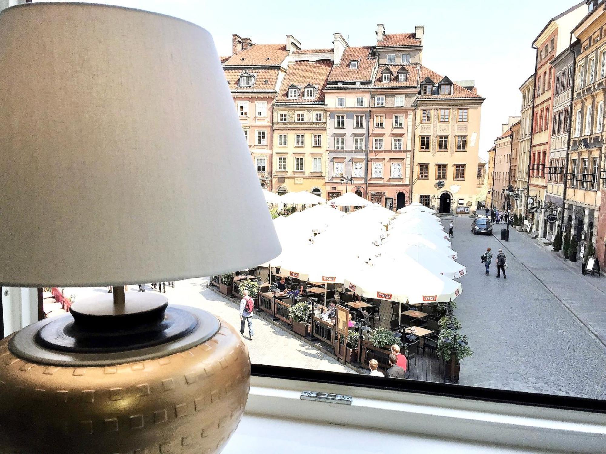 Luxury Suites & Apartments Mondrian Market Square II Varşova Oda fotoğraf